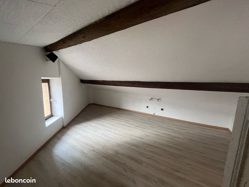 Appartement à louer, 80m², Saint-Chinian