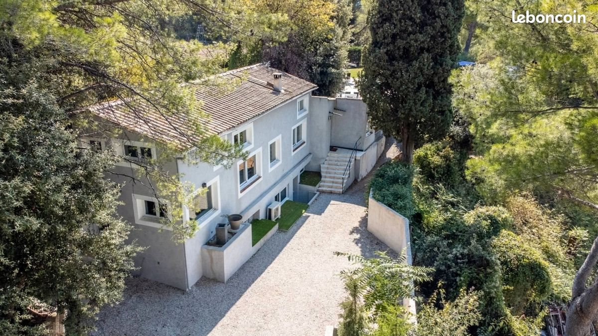 Maison à louer, 240m², Le Cannet