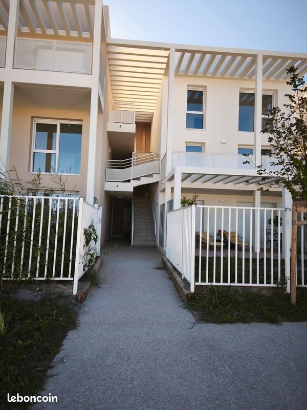 Appartement à louer, 32m², Monteux
