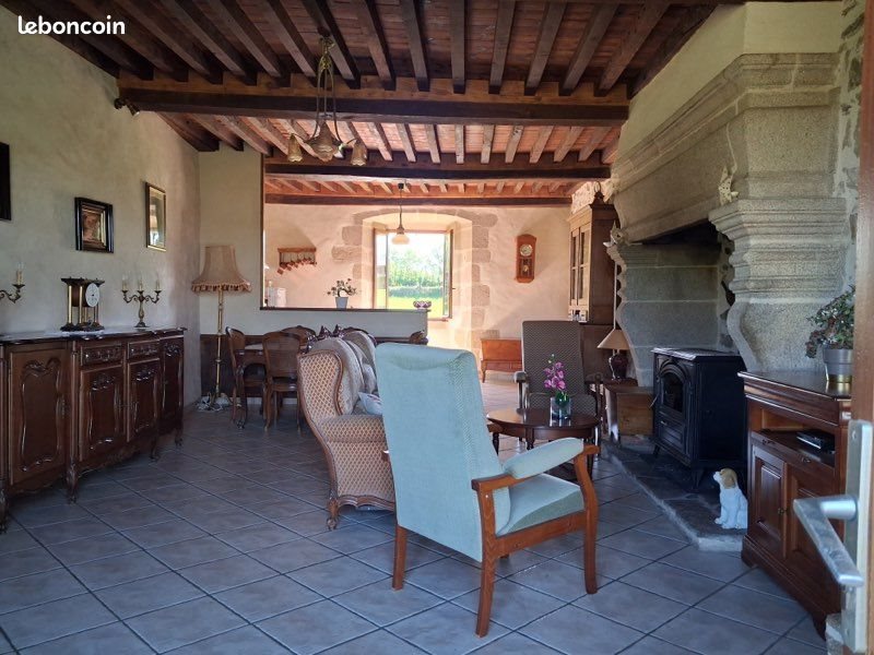 Maison à vendre, 103m², Eyburie