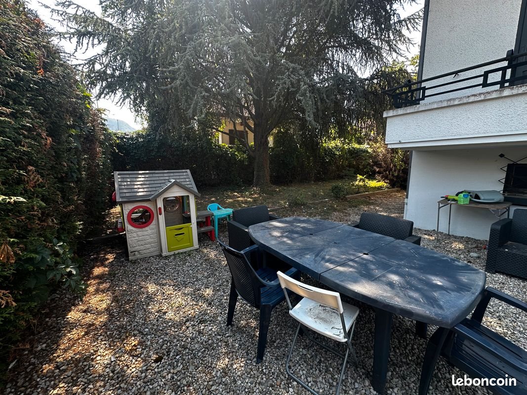 Appartement à louer, 70m², Cluses