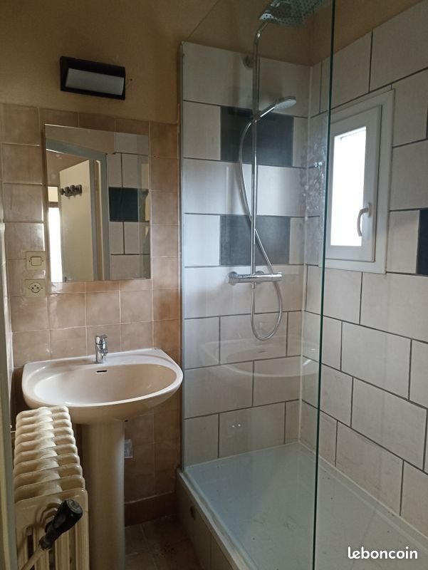 Appartement à louer, 45m², Moulins