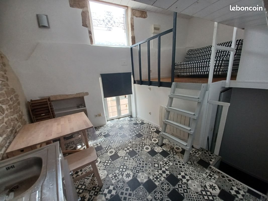 Appartement à louer, 18m², Nîmes