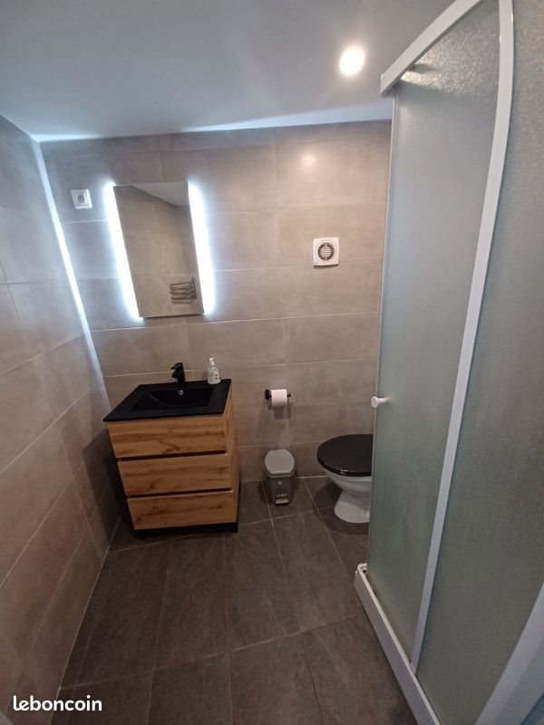 Appartement à louer, 18m², Nîmes