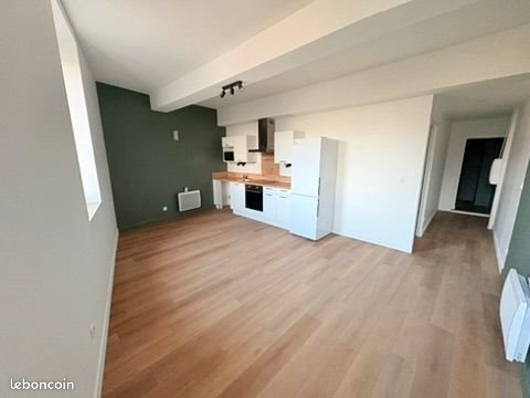 Appartement à louer, 47m², Lasbordes