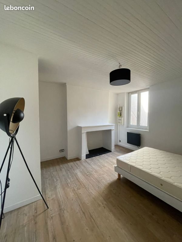 Appartement à louer, 45m², Nîmes