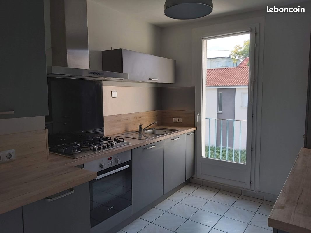 Appartement à louer, 70m², Beaumont