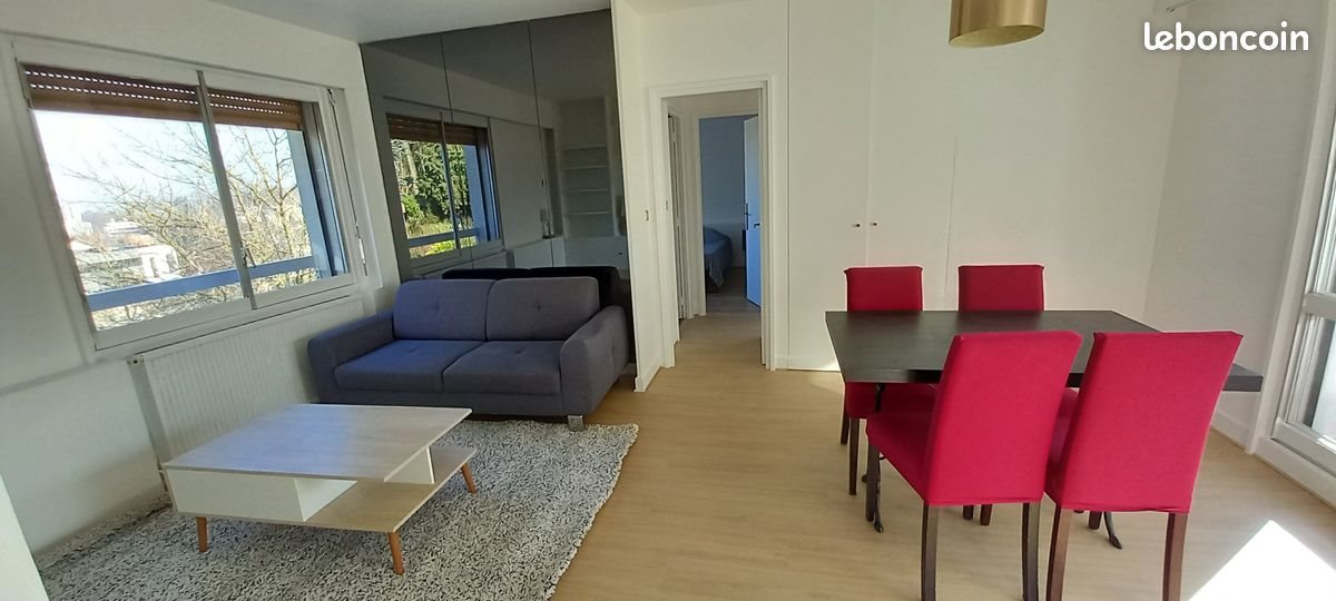 Appartement à louer, 70m², Chaville