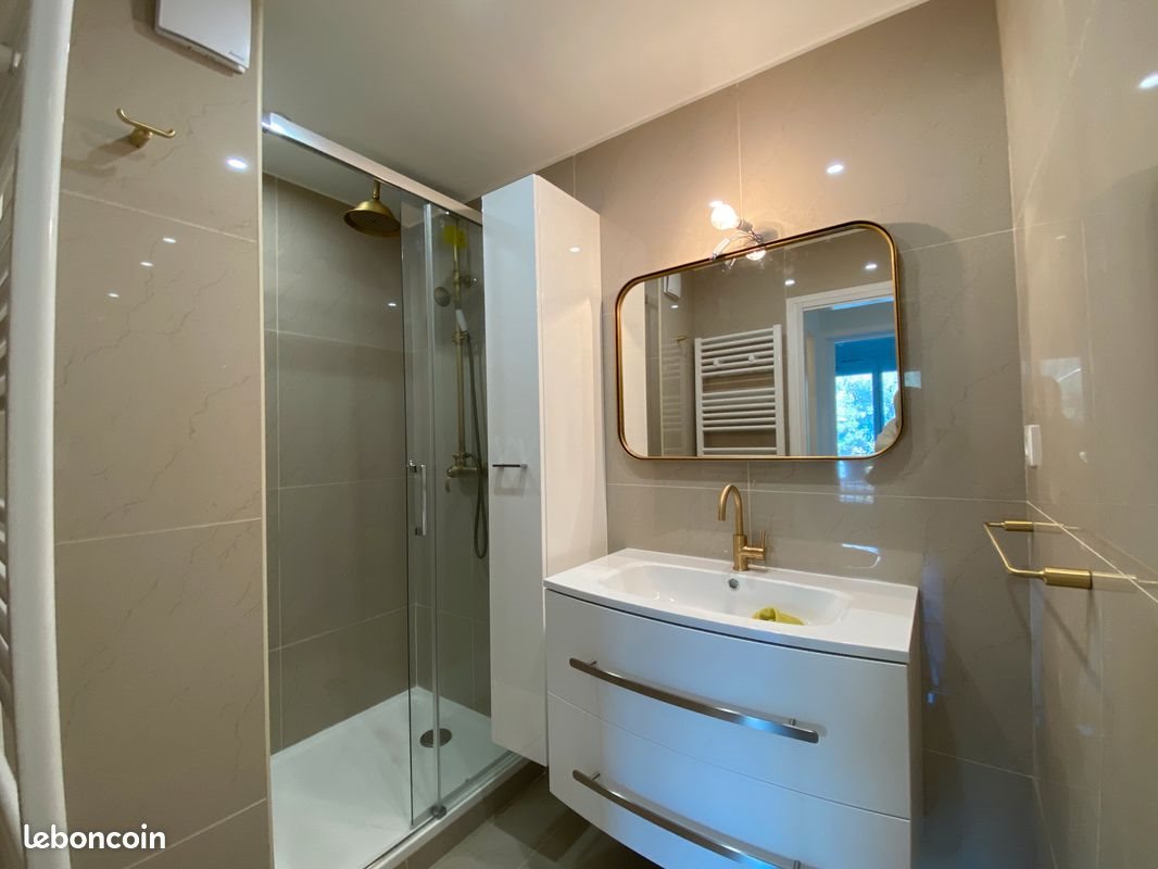 Appartement à louer, 65m², Ajaccio