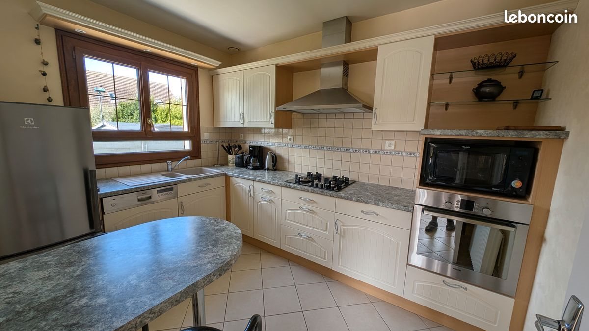 Maison à louer, 91m², Luc-sur-Mer