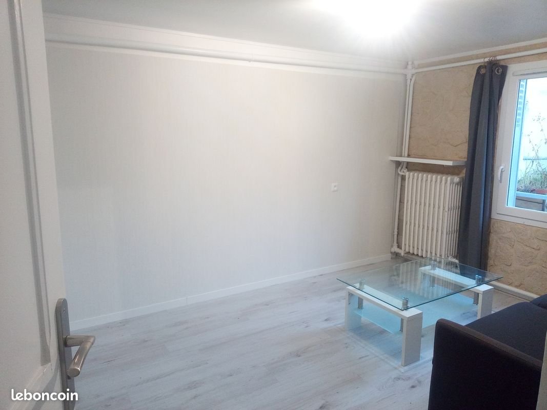Appartement à louer, 22m², Nanterre