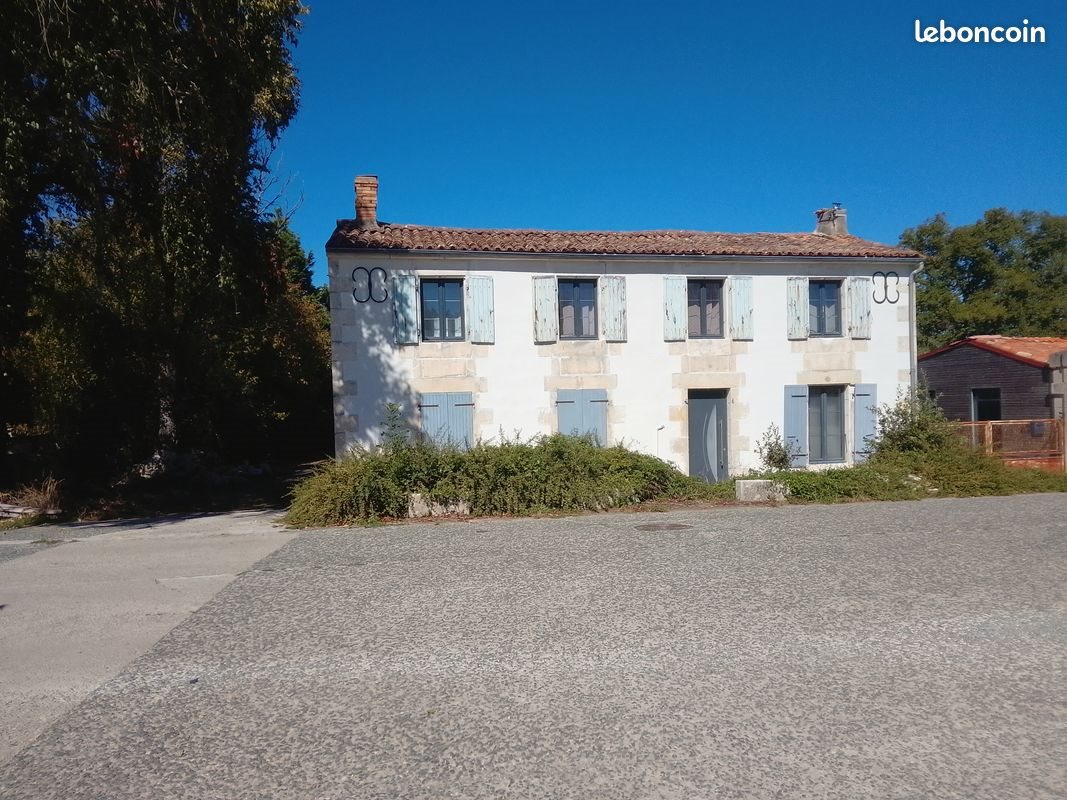 Maison à vendre, 129m², La Laigne