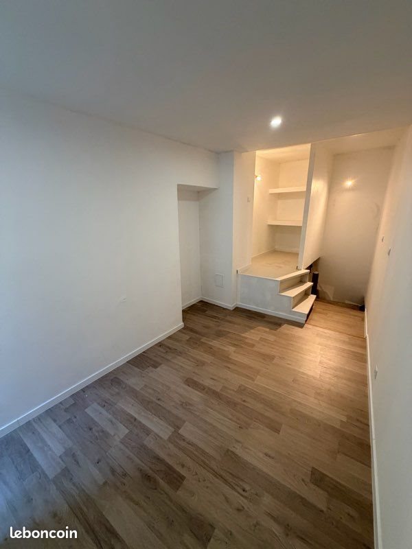 Appartement à louer, 67m², Entrecasteaux