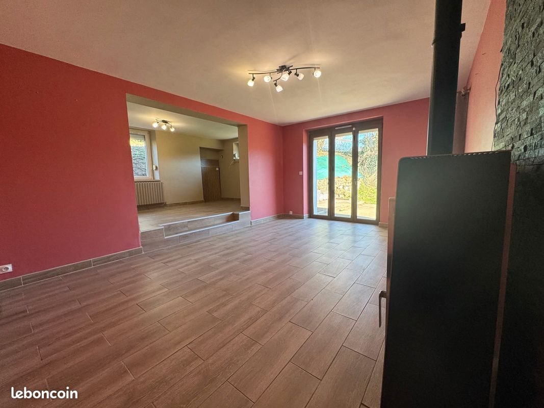 Maison à louer, 105m², Sormonne