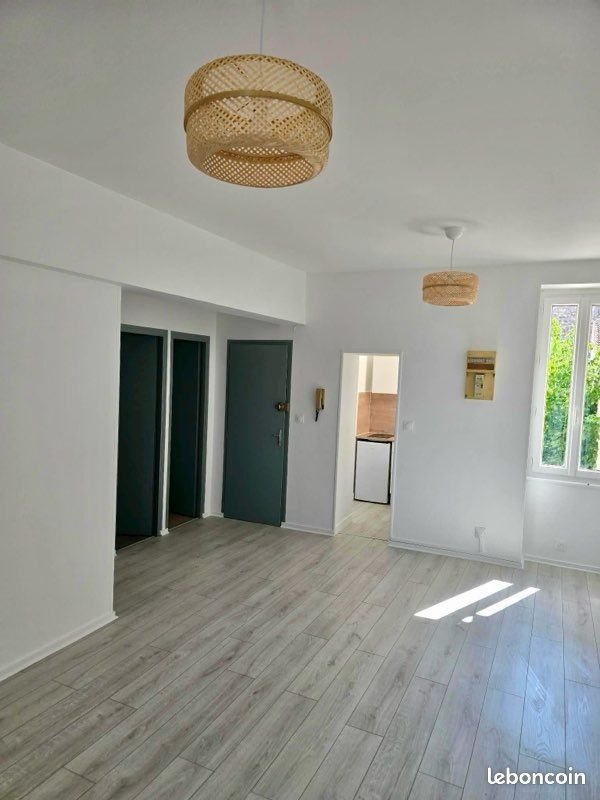 Appartement à louer, 35m², Rochefort