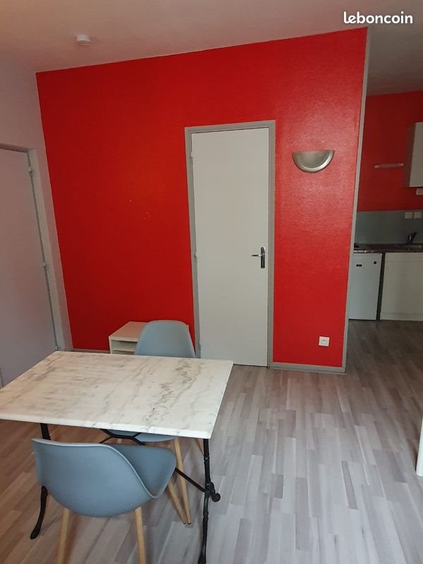 Appartement à louer, 17m², Fougères