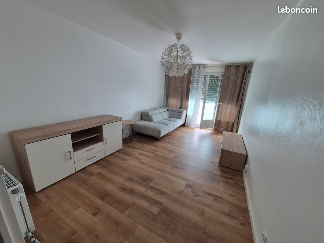 Appartement à louer, 73m², Villars