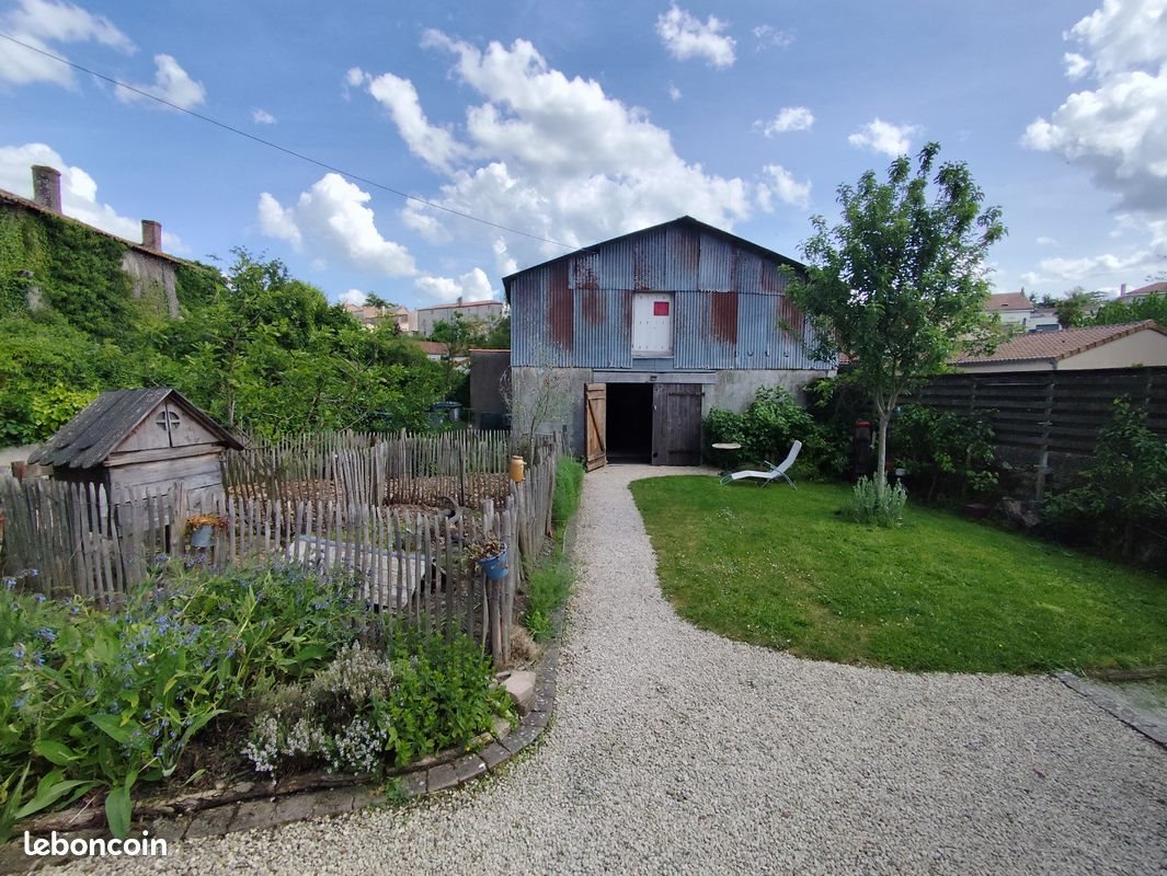 Maison à vendre, 68m², Bressuire