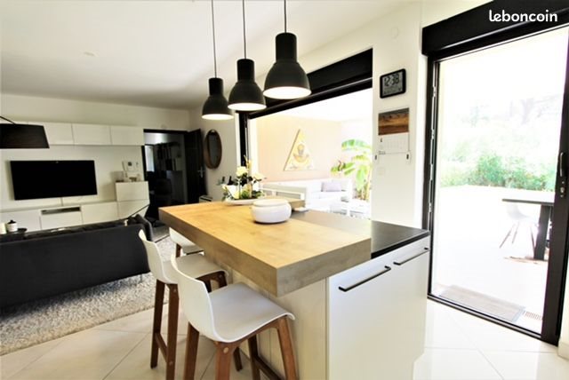 Appartement à louer, 85m², Saint-Raphaël
