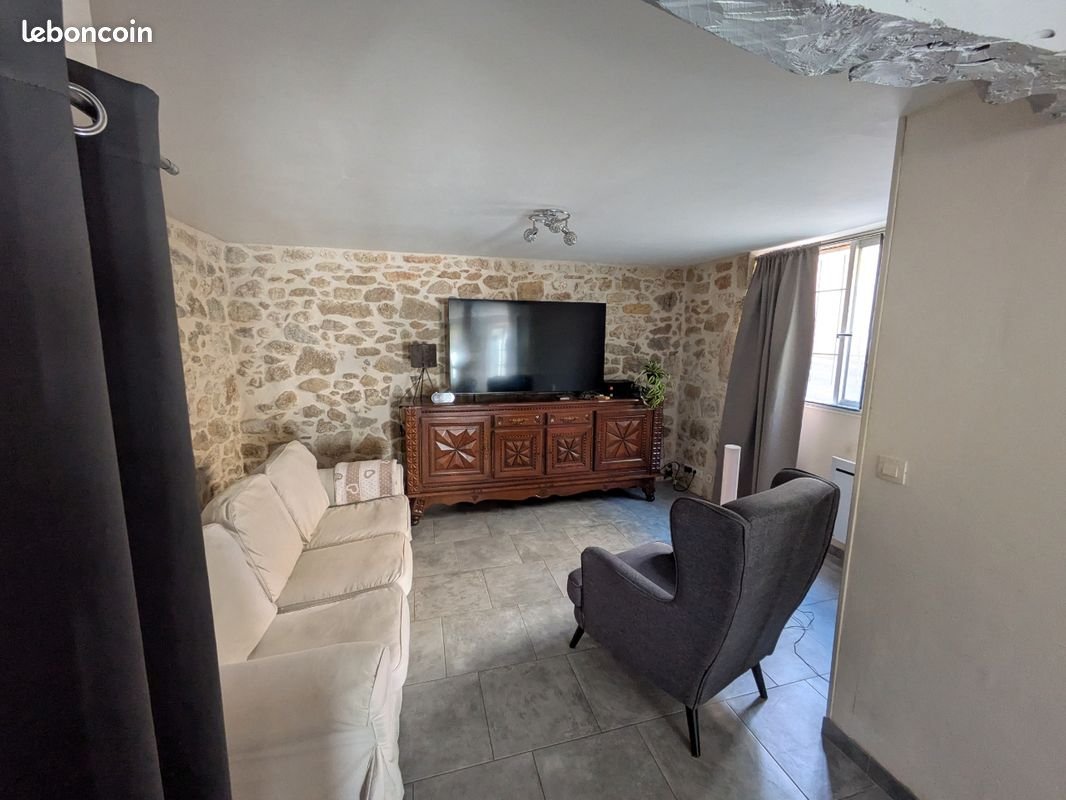 Maison à louer, 76m², Condom