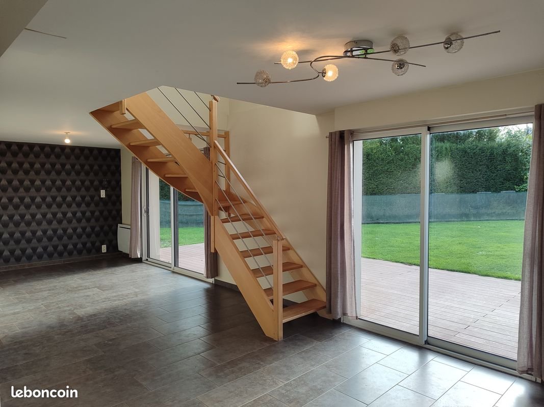Maison à louer, 110m², Melesse
