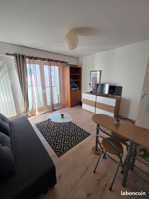 Appartement à louer, 21m², Pau