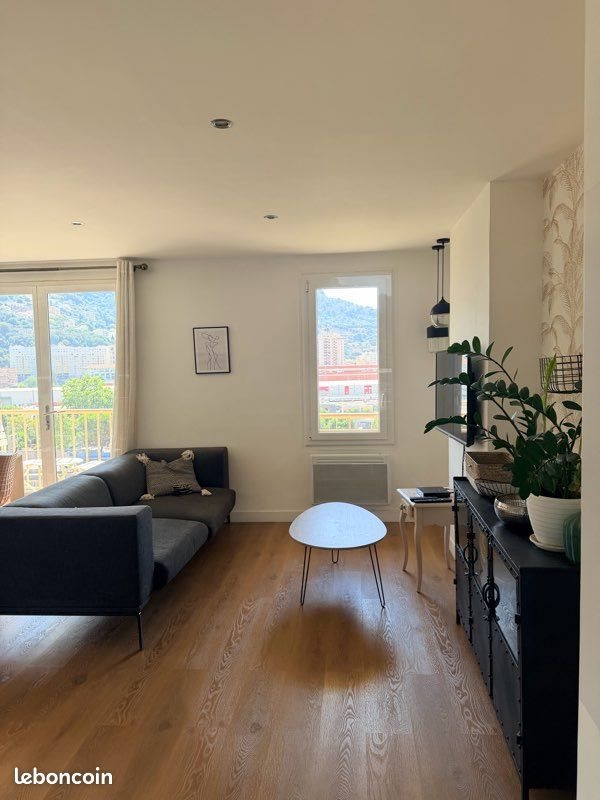 Appartement à louer, 59m², Nice