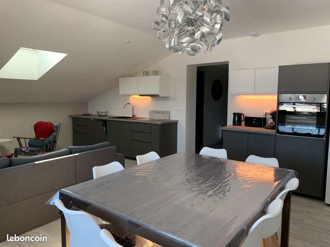 Appartement à louer, 90m², Prémanon