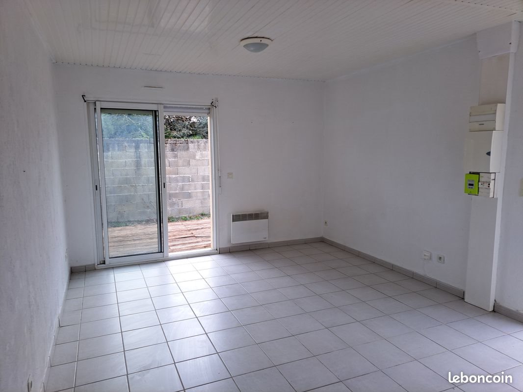 Appartement à louer, 27m², Ibos