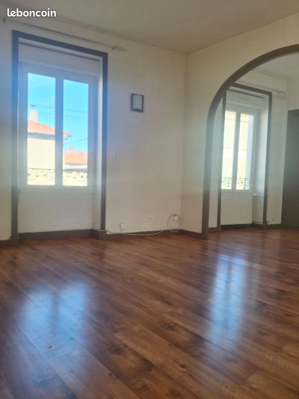 Appartement à louer, 57m², Roanne