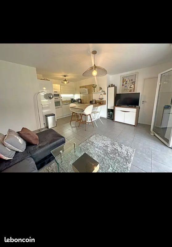 Appartement à vendre, 57m², Fréjus