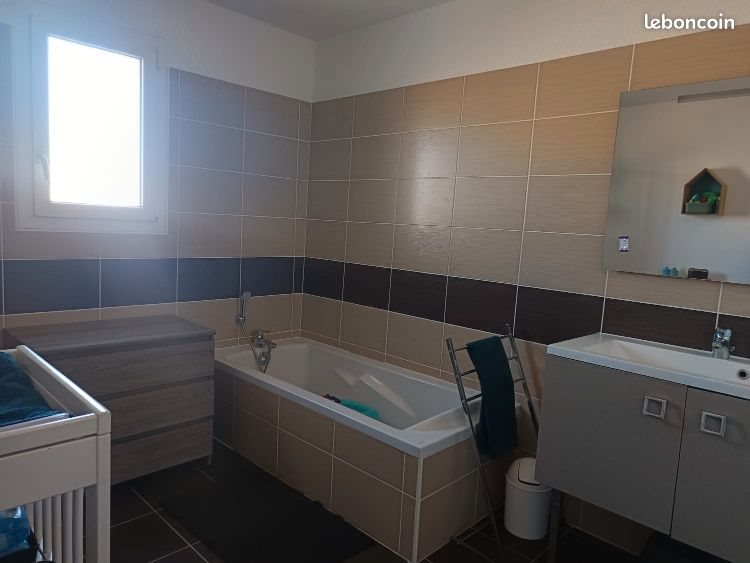 Maison à vendre, 92m², Vinassan