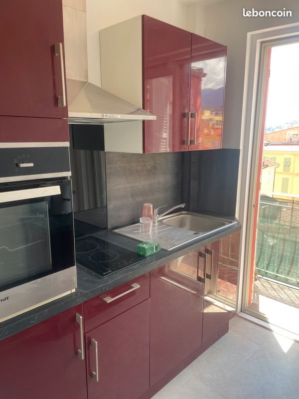 Appartement à louer, 34m², Menton