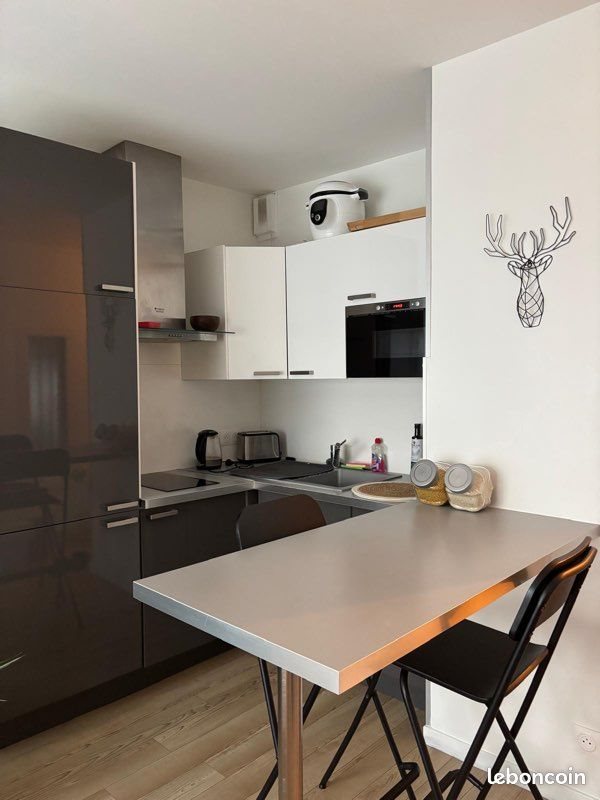Appartement à louer, 27m², Paray-Vieille-Poste