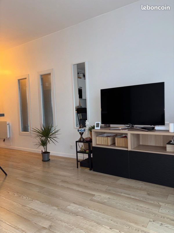 Appartement à louer, 27m², Paray-Vieille-Poste