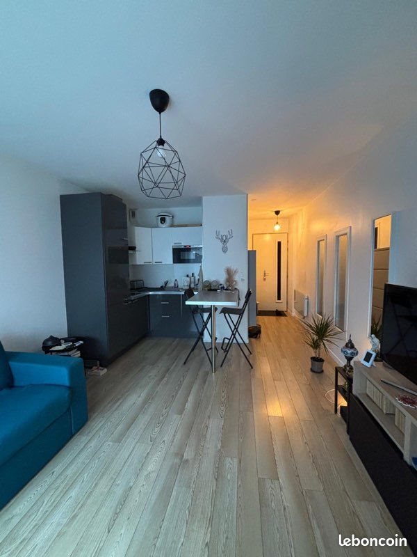 Appartement à louer, 27m², Paray-Vieille-Poste