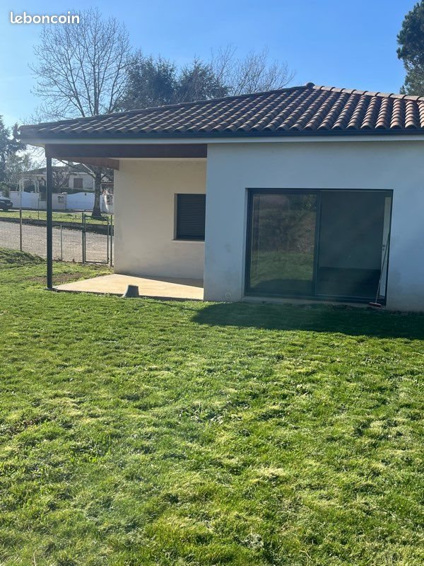 Maison à louer, 80m², Roquefort