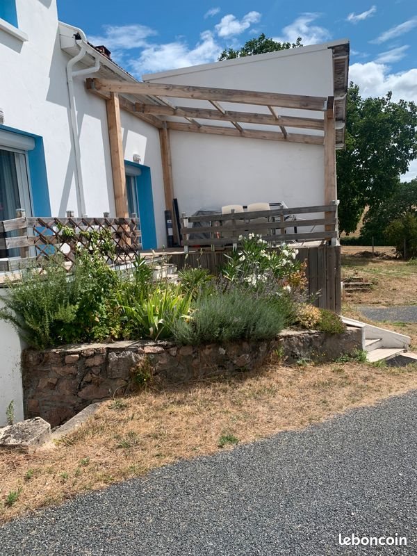 Maison à vendre, 107m², Saint-Martin-d'Estréaux