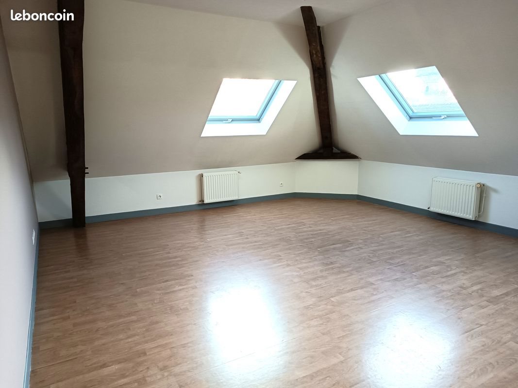 Appartement à louer, 57m², Aubenton