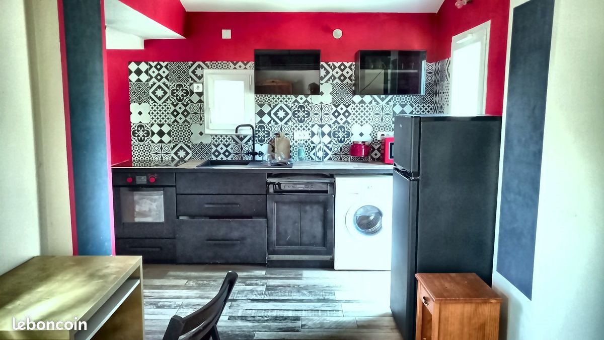 Appartement à louer, 40m², Trets