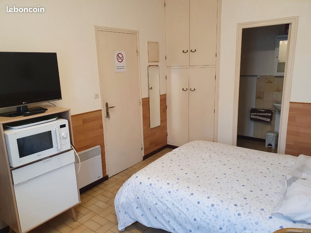 Appartement à louer, 17m², Rochefort