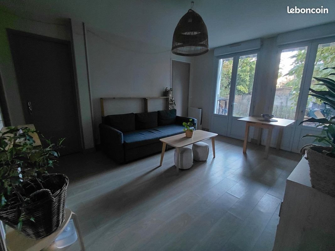 Appartement à louer, 68m², Floirac
