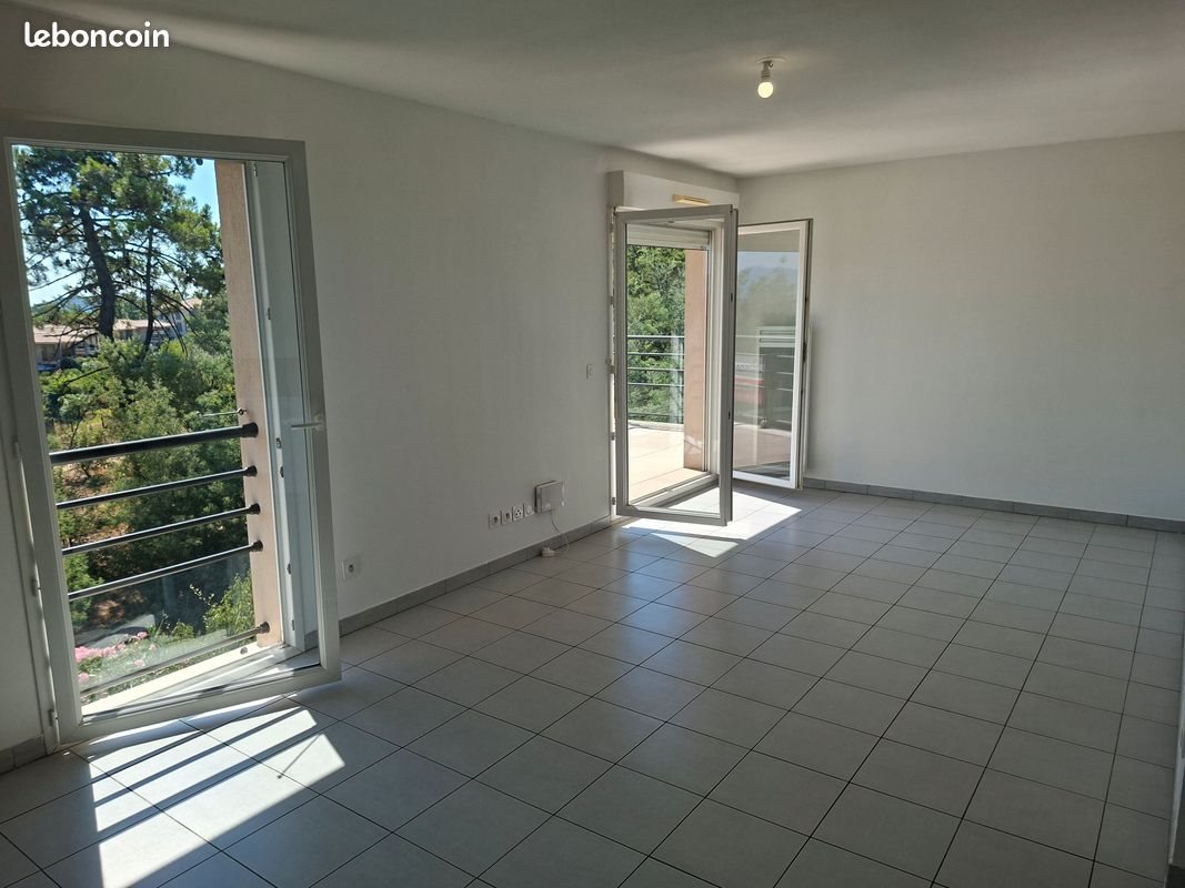 Appartement à vendre, 57m², Roquebrune-sur-Argens
