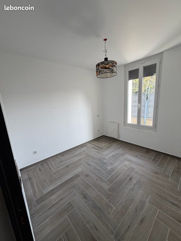 Maison à louer, 138m², Luisant