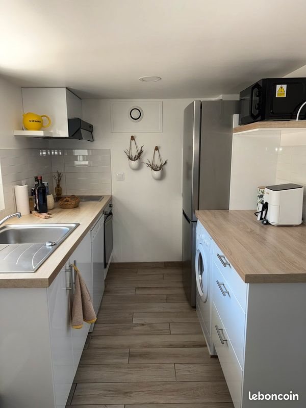 Appartement à louer, 29m², Marseille 9ème
