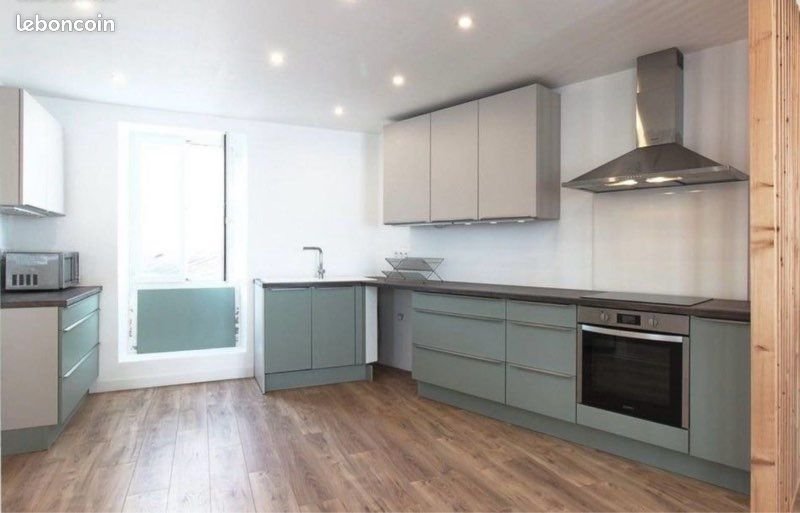 Appartement à louer, 100m², Marseille 8ème