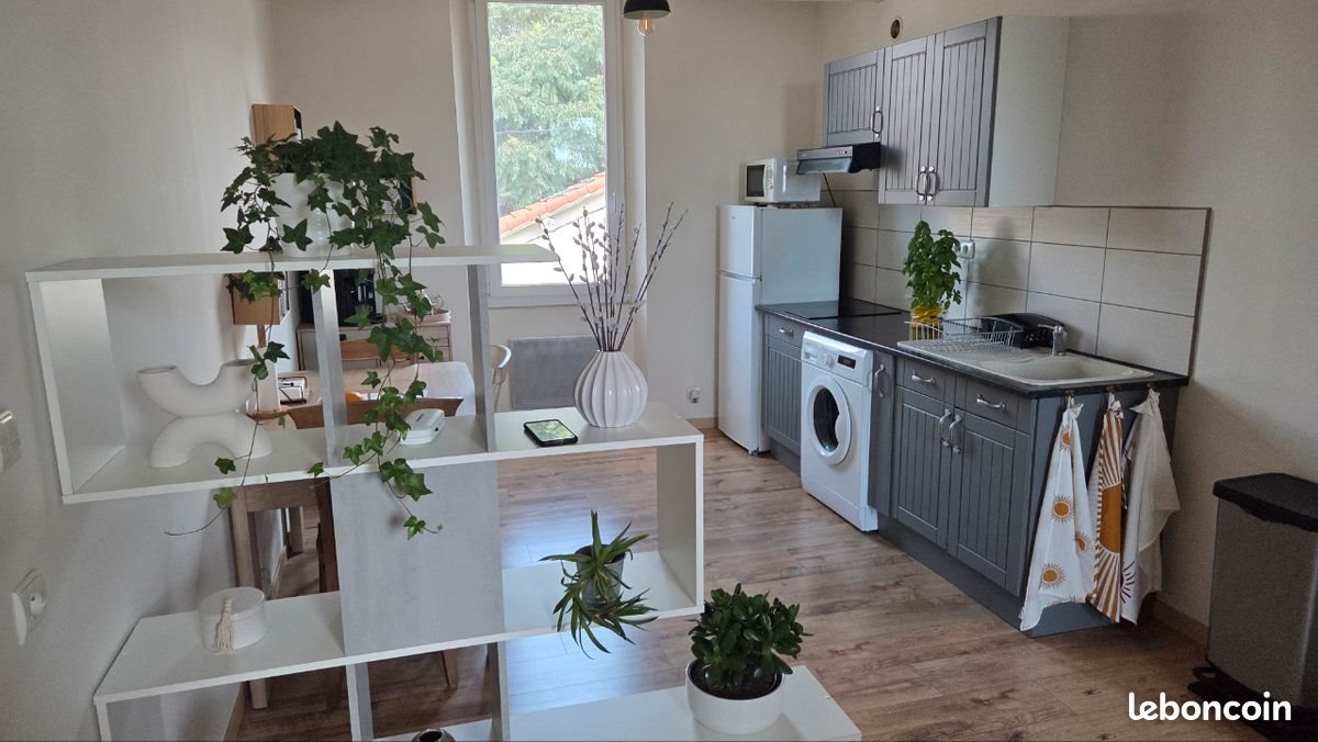 Appartement à louer, 38m², Marseille 16ème