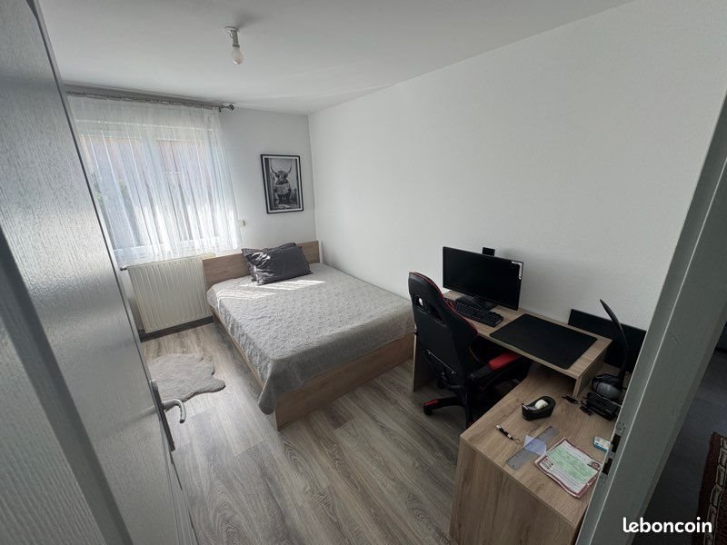 Appartement à louer, 64m², Sillingy