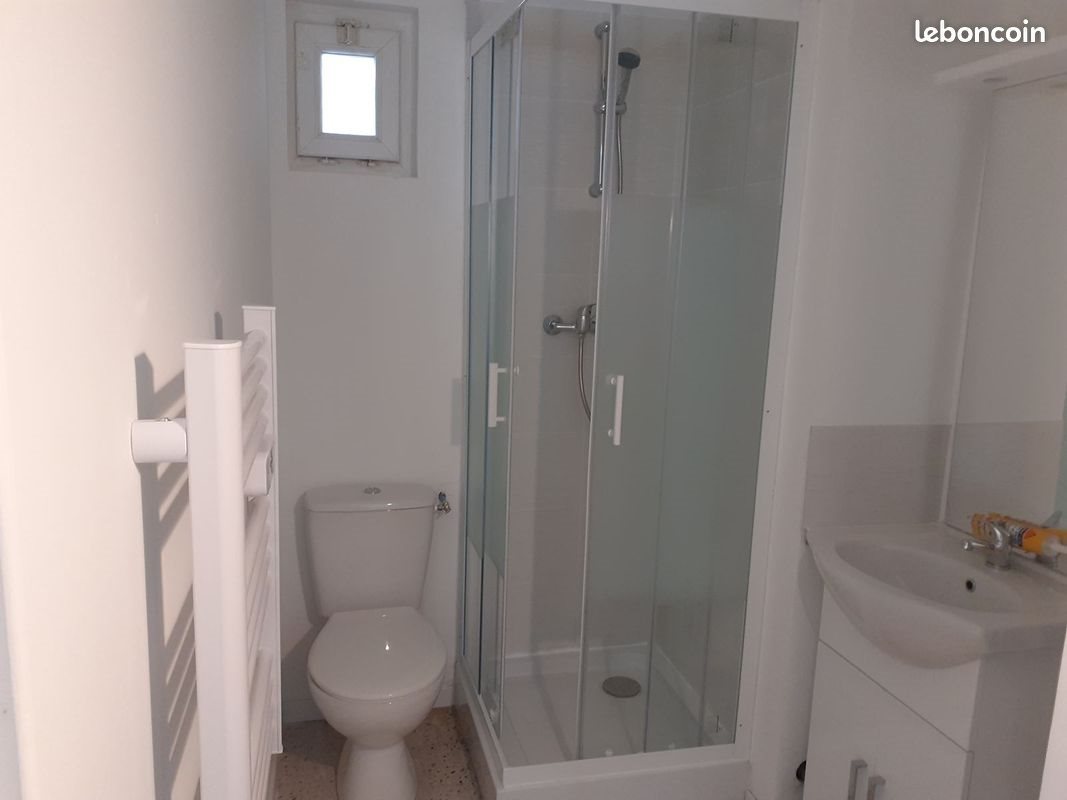 Appartement à louer, 21m², Nîmes