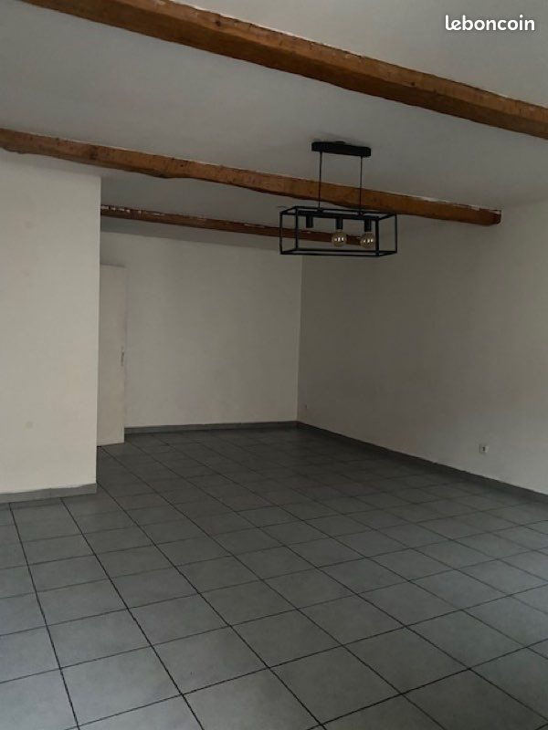 Appartement à louer, 32m², Marseille 10ème
